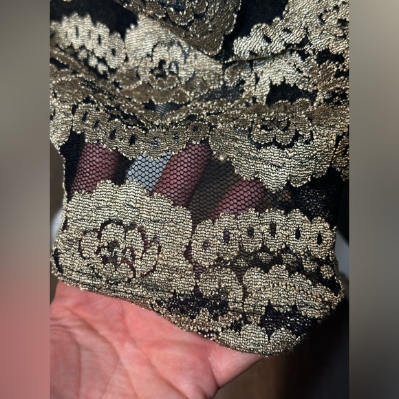 Black and gold sexy night dress size s black lace with gold floral print - Picture 9 of 16